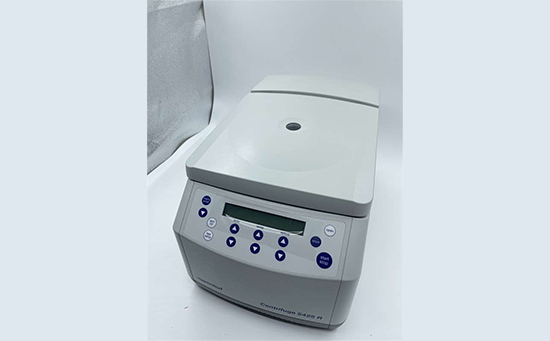 1731044736621573.jpg 微量離心機.jpg